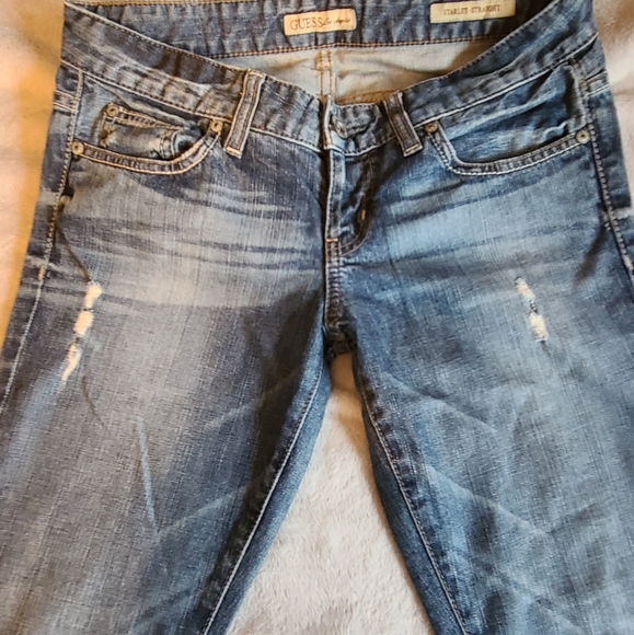 🛸2/$35 Guess jeans - Picture 4 of 8